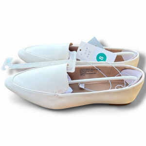 A New Day Hayes Off-White Pointed Toe Loafers Size 8